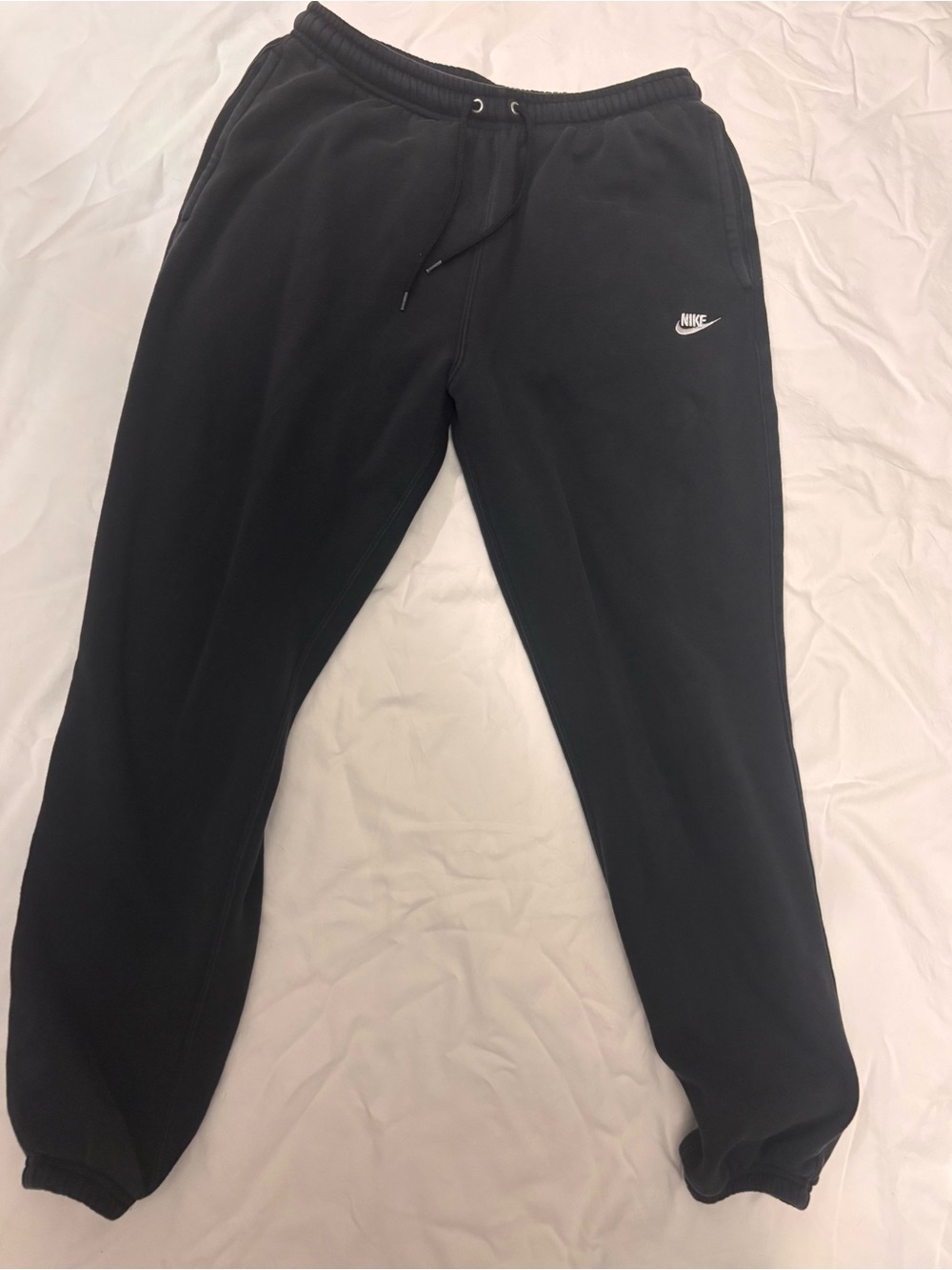 Nike Men's Black Fleece Joggers size Medium
